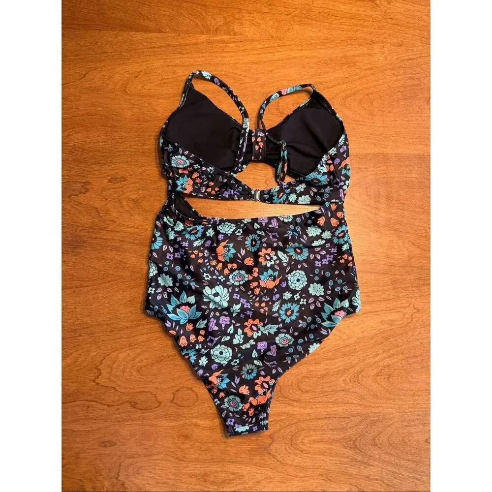 SHEIN Women's Floral Print Cutout One-Piece Swimsuit Multicolor Size 1XL NWOT